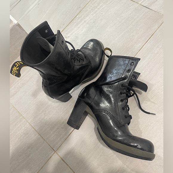 Dr. Martens Shoes - Doc Martens Darcey Heeled Boots Black Floral Print Size 9